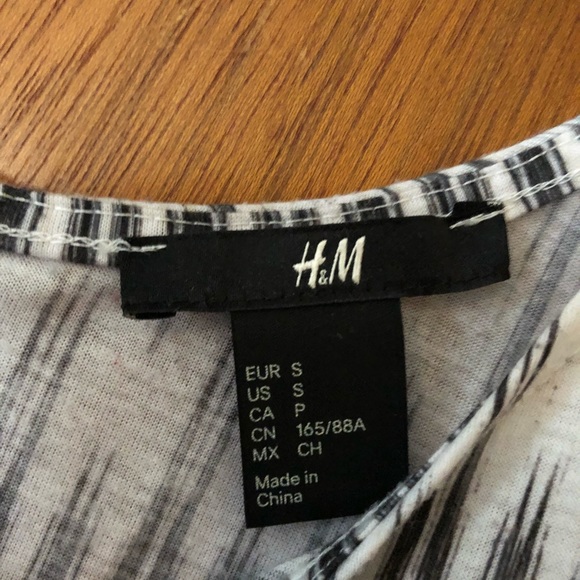 Top - Picture 3 of 3